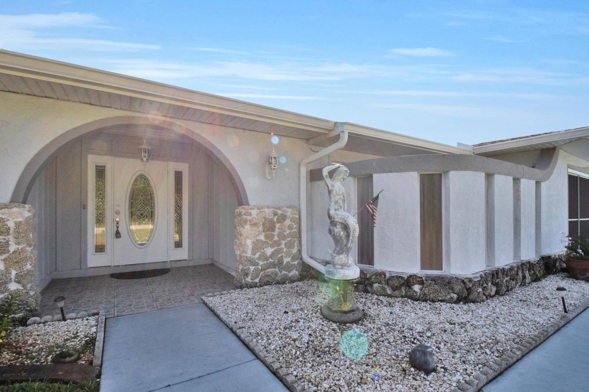 Pet Friendly Canal Front 3-Bedroom Grand Villa With Pool, Linai And Dock Port Charlotte Exterior foto